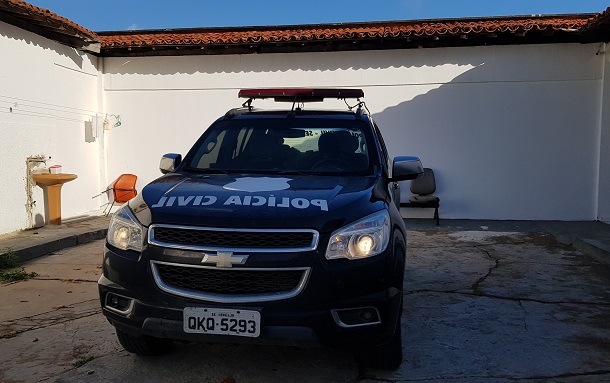 Pai e filho são detidos pelo DENARC de Sergipe suspeitos de traficar drogas e manter laboratório no Fernando Collor