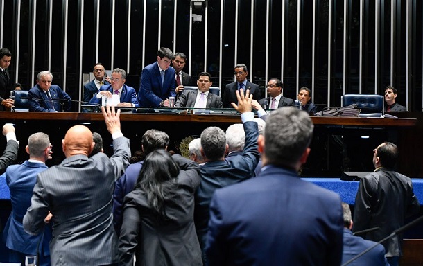 Decreto que flexibiliza posse e porte de arma é rejeitado pelo Senado