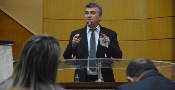 Deputado Garibalde Mendonça busca alternativas para pequenos produtores na região cento-sul de Sergipe