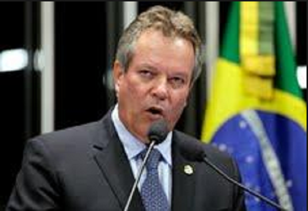 Laurinho da Bomfim é processado por sonegação de mais de R$ 10 milhões em contribuições trabalhistas