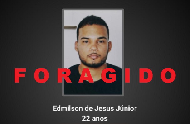 Homem que comercializada anabolizantes foge do cerco policial mas deixa para trás a droga