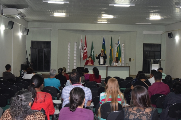 Professores de Aracaju param nesta quinta, 17