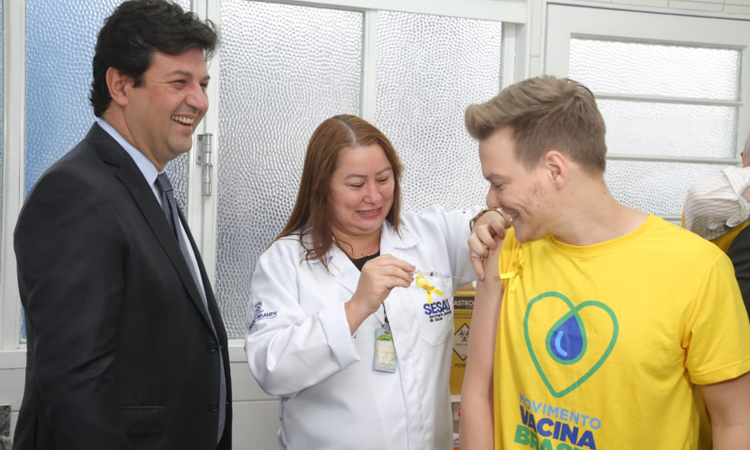 50 mil pessoas por ano devem receber tratamento contra a hepatite C no Brasil