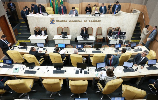 Vereadores de Aracaju aprovam 13 projetos das 14 proposituras apresentadas