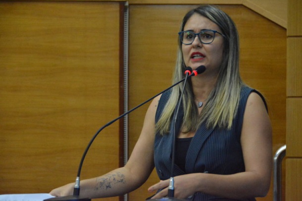 Deputada Kitty Lima denuncia que mulher foi humilhada no Hospital de Nossa Senhora do Socorro