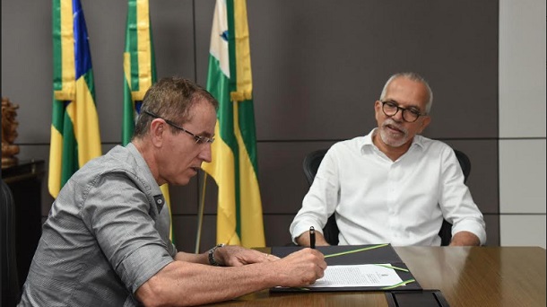 Prefeito Edvaldo Nogueira se afasta da prefeitura e o presidente Josenito Vitale  assume  o governo municipal