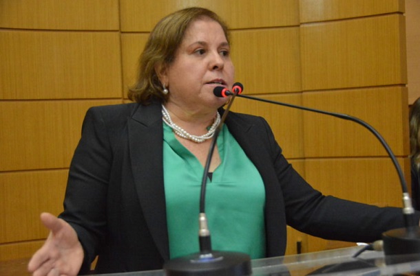 Juiza de Sergipe  destaca em palestra na ALESE “A Lei Maria da Penha e o Novo Olhar sobre Violência Doméstica”