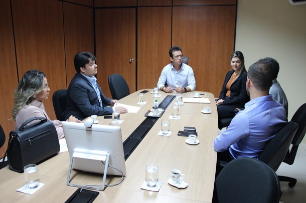 Procon e Energisa assinam termo para funcionamento de posto de atendimento avançado