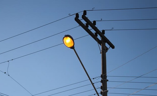 Justiça determina que o ESTADO, DER e o município da Barra dos Coqueiros terão 60 dias para recuperar iluminação da SE100