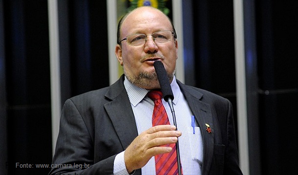 Deputado João Daniel apoia projeto que trata de política de desenvolvimento e apoio a mulheres marisqueiras