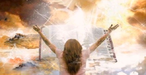 E ele muda os tempos e as estações; ele remove os reis e estabelece os reis  Daniel 2:21