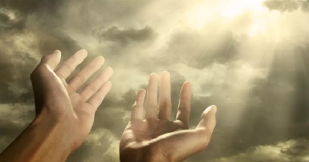 Por amor do teu nome, Senhor, perdoa a minha iniqüidade, pois é grande