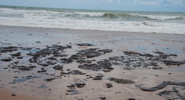 MPF quer que o governo federal acione Plano Nacional de Contingência para Incidentes com Óleo