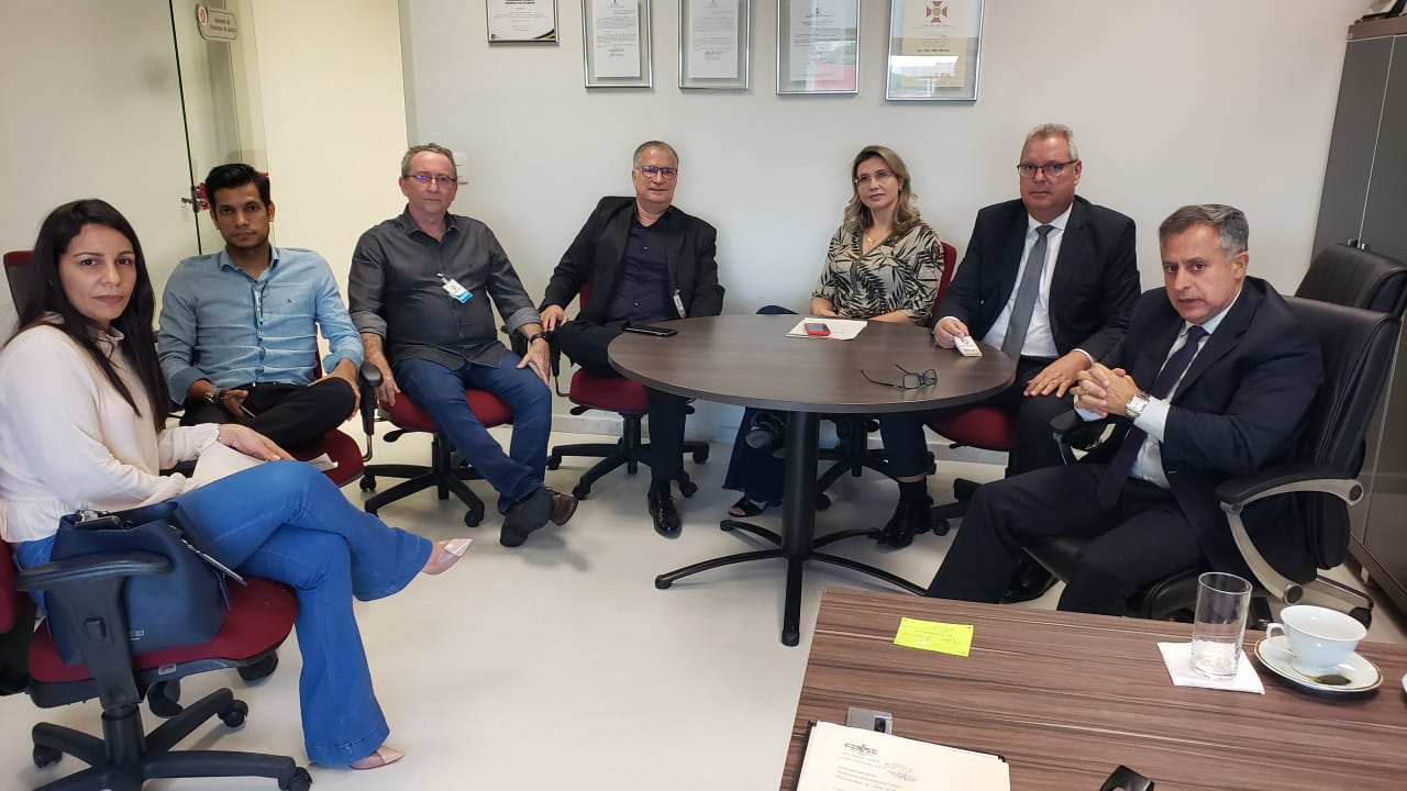 Reunião no MP discute fechamento da maternidade de Capela