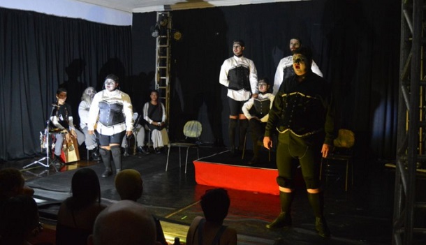 Espetáculo “Desconto” da Cia das Artes Tetê Nahas abre programação desta sexta-feira do Festival de Artes de São Cristovão