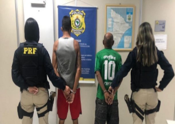 Homem é preso em Nossa Senhora do Socorro pela PRF e ao chamar o amigo ele é preso também
