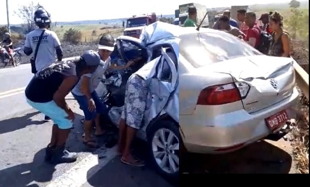 Motorista de carro de passeio morre em colisão frontal com carreta no município de Umbaúba