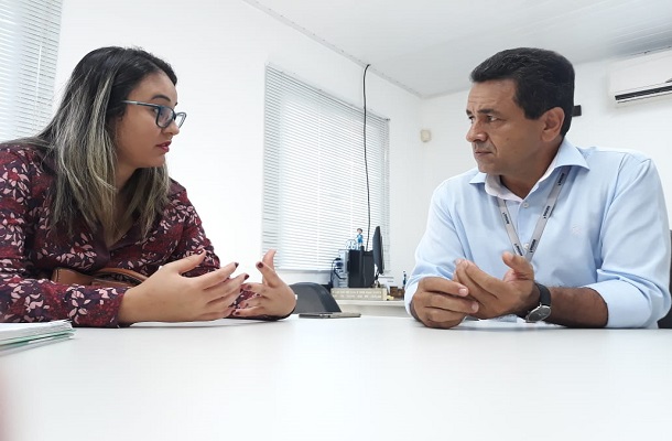 Deputada propõe destinação de emendas à Emsurb para aquisição de cavalos de lata