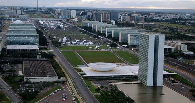 27,5 cargos efetivos são extintos pelo Governo Federal