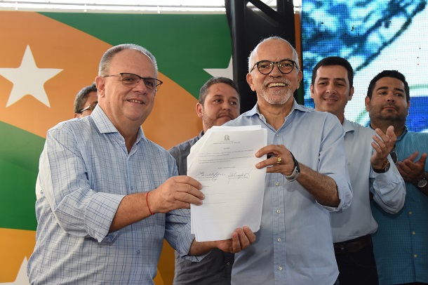 Prefeitura de Aracaju assina renovação e ampliação do convênio com a Deso