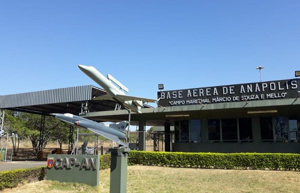 Aviões da Força Aérea Brasileira (FAB) se preparam para buscar os brasileiros em Wuhan