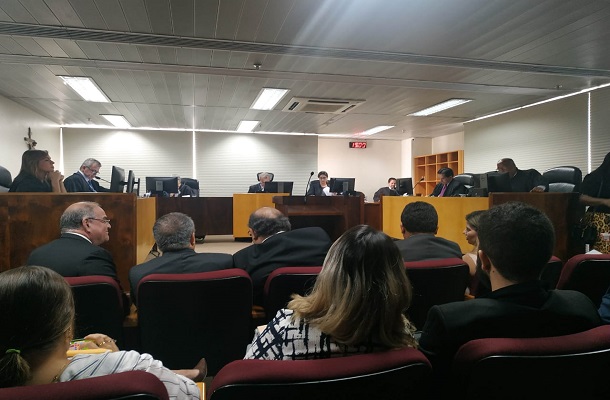 Por unanimidade desembargadores decidem que Estado não é obrigado a aplicar o reajuste do piso em toda a carreira do magistério da rede estadual