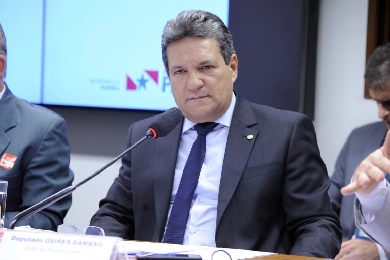 Projeto garante água e luz por 60 dias mesmo sem pagamento do consumidor