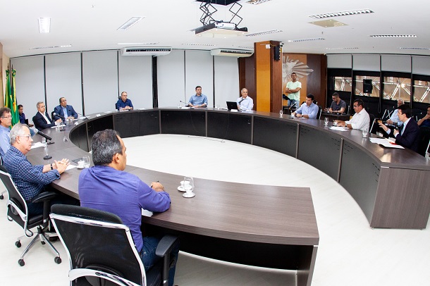 Estado vai criar linha de crédito para fortalecer empresas afetadas pelo Coronavirus