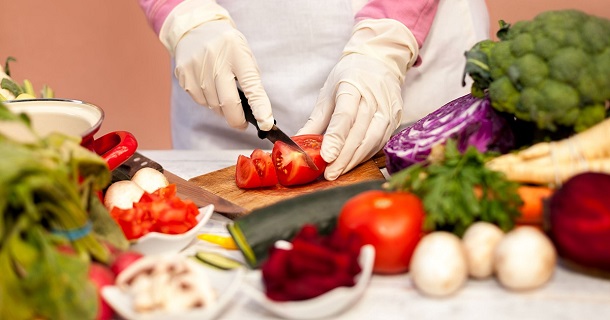 Anvisa envia nota ás empresas de alimentos sobre a manipulação de produtos durante a Pandemia