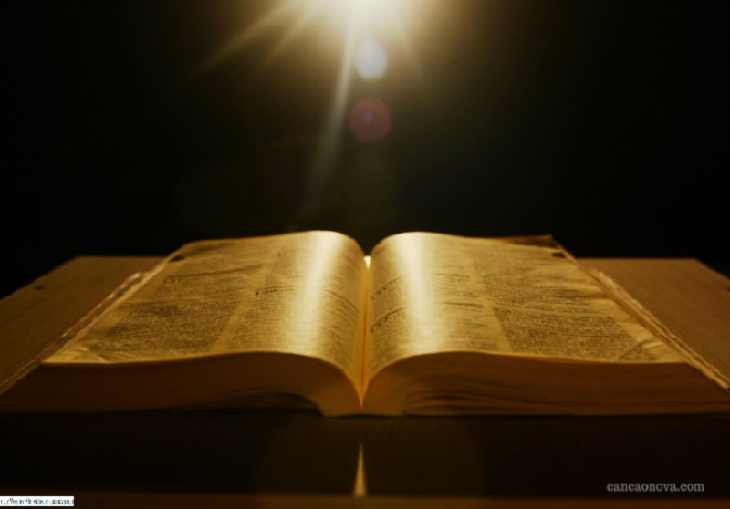 Graças damos a Deus, Pai de nosso Senhor Jesus Cristo, orando sempre por vós,