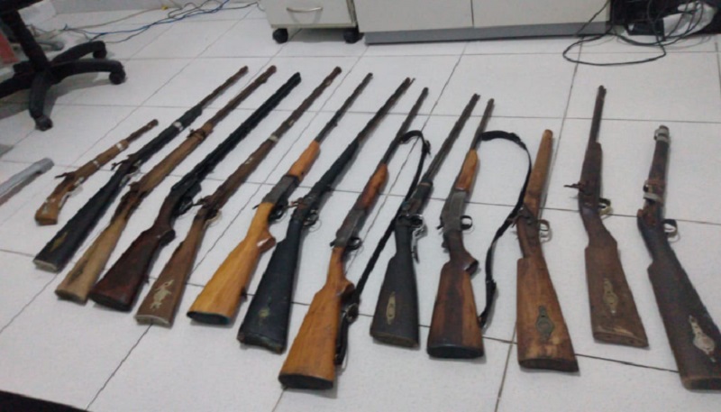 Homem é preso em Boquim com 13 armas de fogo