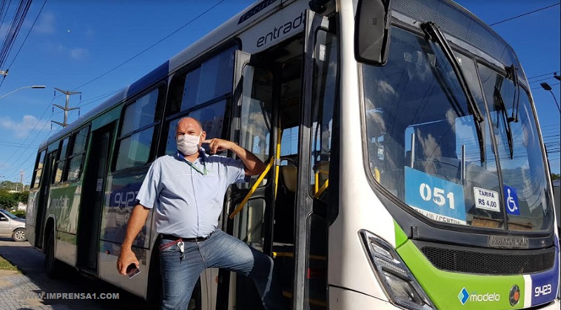 Uso de máscara em coletivo gera discussões e homem é preso em Aracaju