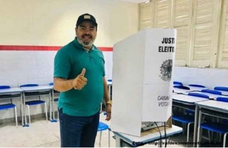 TRE cassa mandato do deputado federal  Valdevan 90