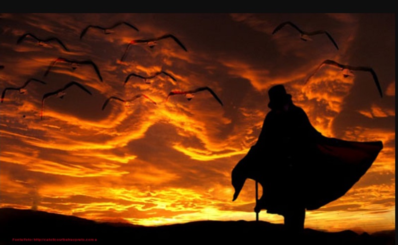 Filhinhos, é já a última hora; e, como ouvistes que vem o anticristo  1 João 2:18