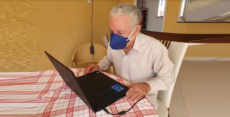 Deputado elogia profissionais de saúde que atuam no combate ao covid-19