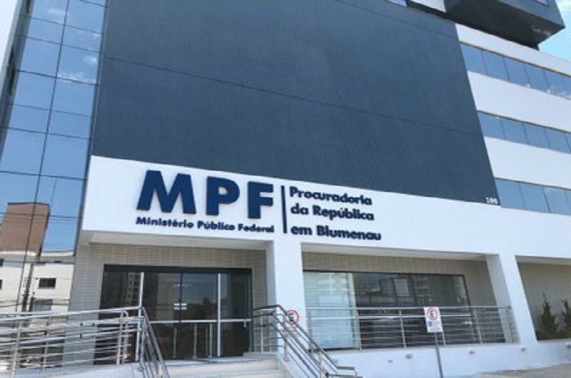 MPF ajuiza ação para que UNIT reduza valor das mensalidades nos cursos de graduação