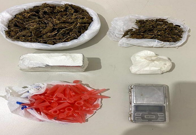 Homem é preso suspeito por tráfico de drogas no Bairro Ponto Novo