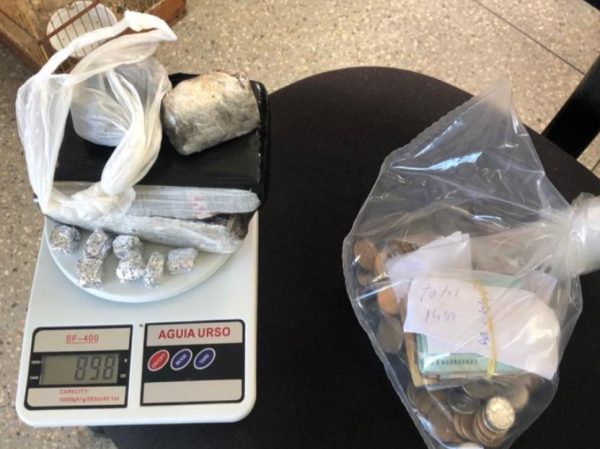 PC apreende drogas e prende suspeito de tráfico na Barra dos Coqueiros