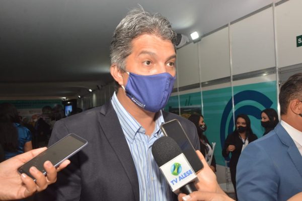 Doutor Samuel Carvalho diz que MP 995 acelera privatização da Caixa