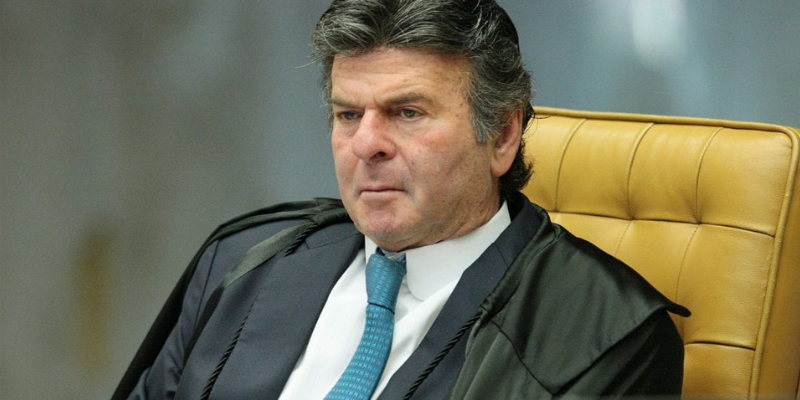 Em cerimônia restrita, Fux toma posse hoje como presidente do STF