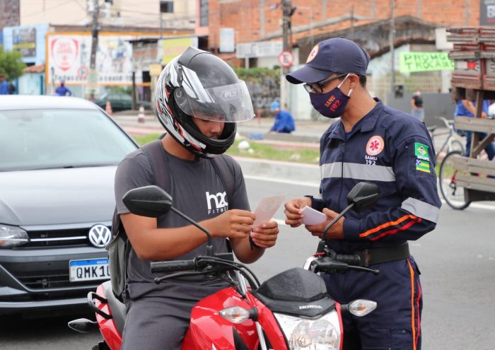 Samu realiza ação de conscientização com vistas à redução dos acidentes de trânsito
