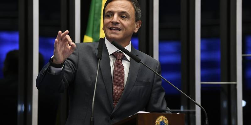Renda Cidadã será apresentado na 4ª feira e respeitará o teto, diz relator