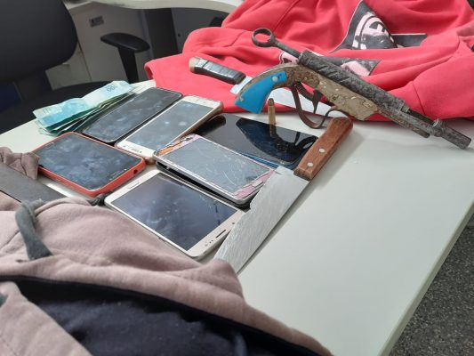 Irmãos gêmeos são presos suspeitos de diversos roubos