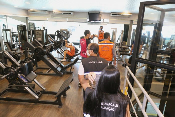 Prefeitura fiscaliza academias na capital