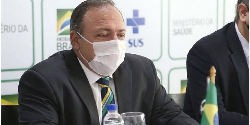 Vacinação contra Covid-19 no Brasil começa hoje no fim do dia, diz Pazuello