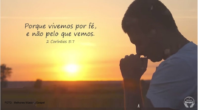 Porque a palavra de Deus é viva e eficaz, e mais penetrante do que espada alguma de dois gumes…