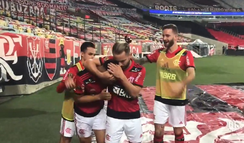 Flamengo vence o Fluminense e ganha o tricampeonato carioca