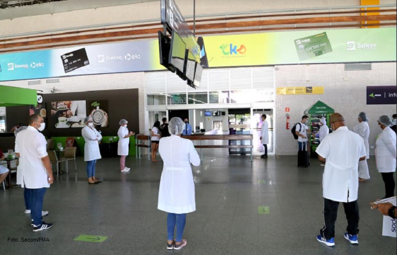 Prefeitura de Aracaju monitora passageira que desembarcou do Reino Unido