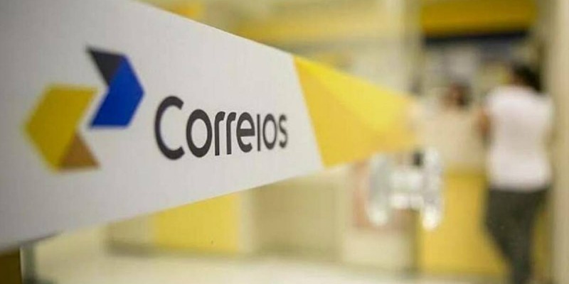Correios começam a transportar cargas pelo mar