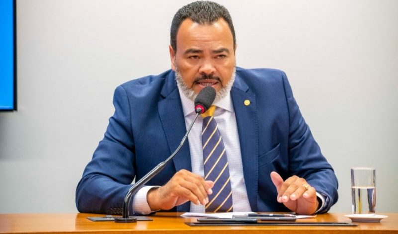 Valdevan Noventa desmente fakenews sobre apoio do PT